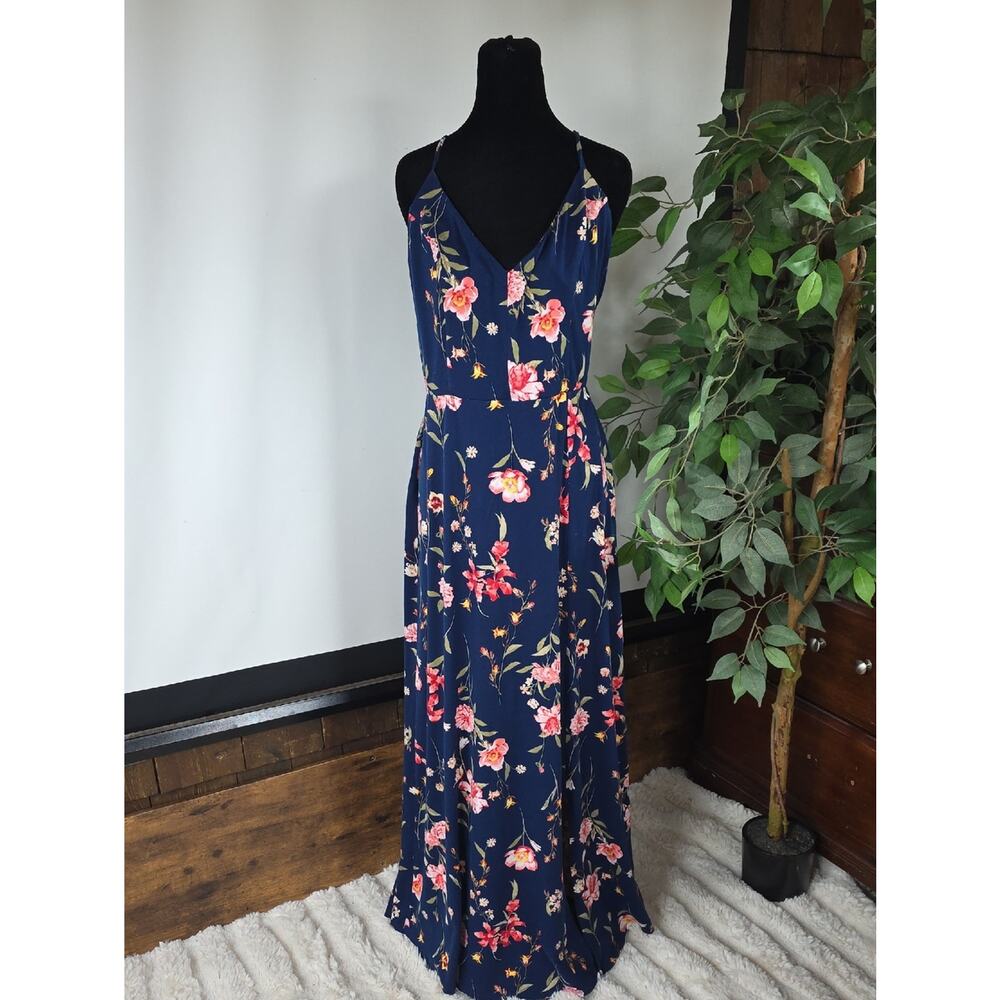 nine britton Navy Floral Spaghetti-Strap Maxi Dress